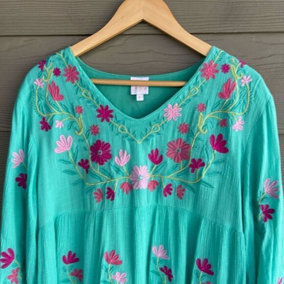 COPY - J. Marie Madeline embroidered dress - Picture 4 of 9